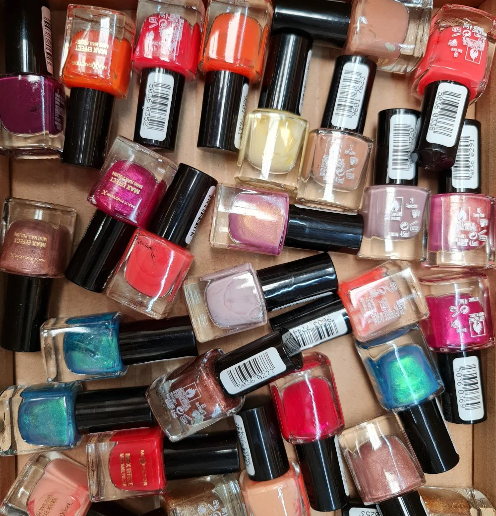 Max Factor Max Effect Mini Nail Polish Assorted Pack Of 24 - Image 2
